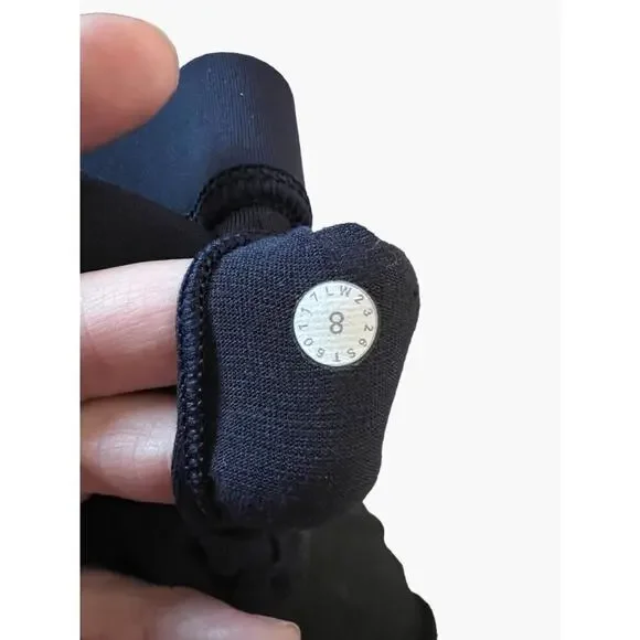 lululemon athletica Align Energy Black Sports Bra Women's Size 8 Excellent very - Picture 3 of 3